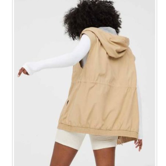 NEW Aerie OFFLINE Cotton Canvas Hooded Cargo Vest, Size S Oversized Fit - Picture 2 of 16